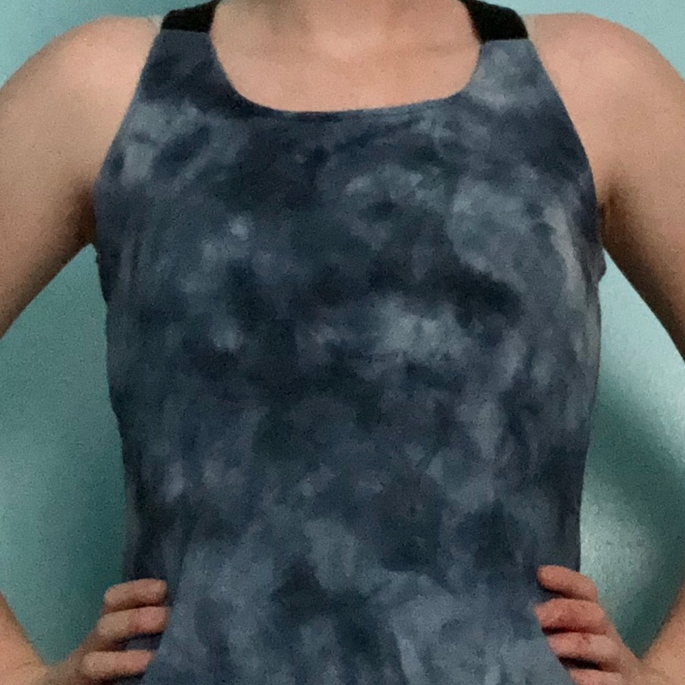 A Calvin Klein Performance Quick Dry Workout Tank